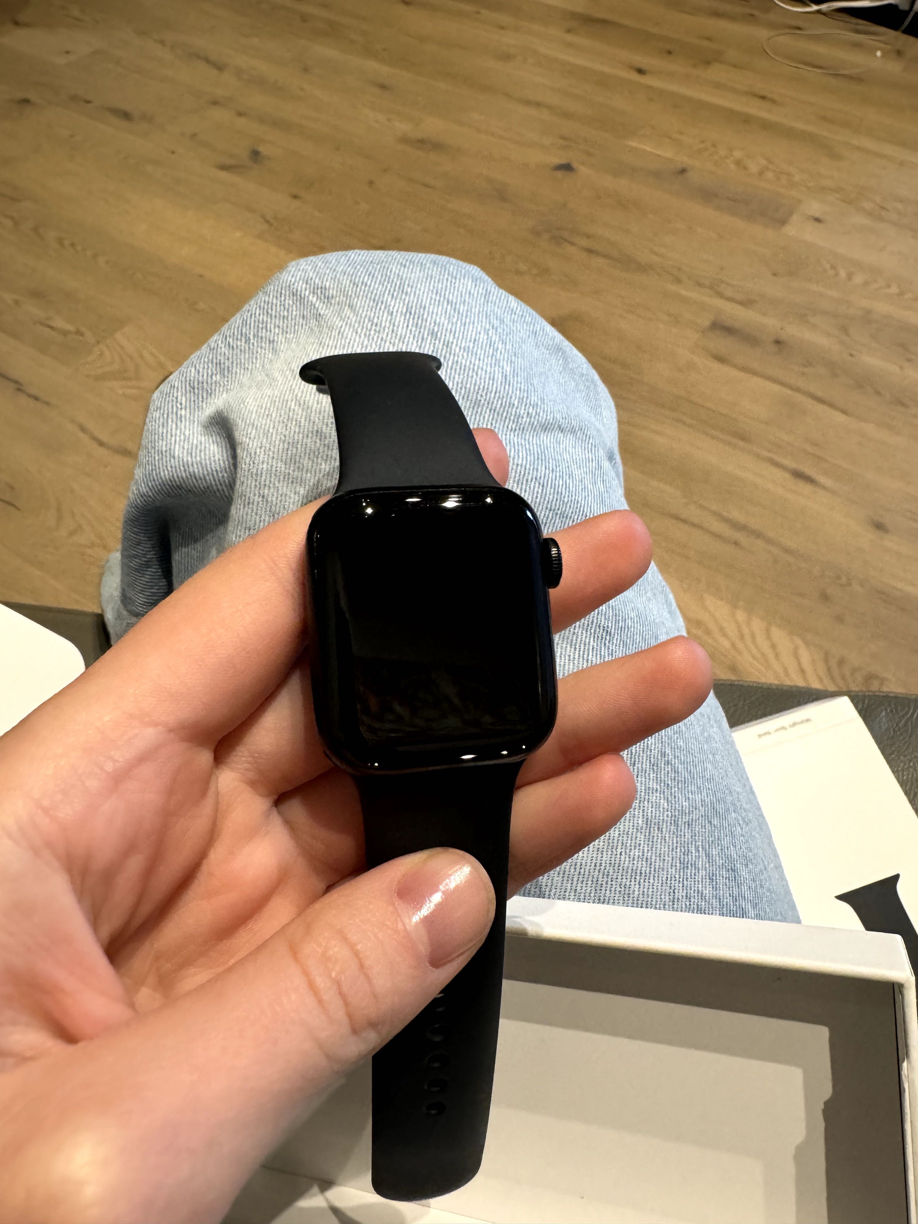Apple Watch SE | 2 generacja | 40 mm