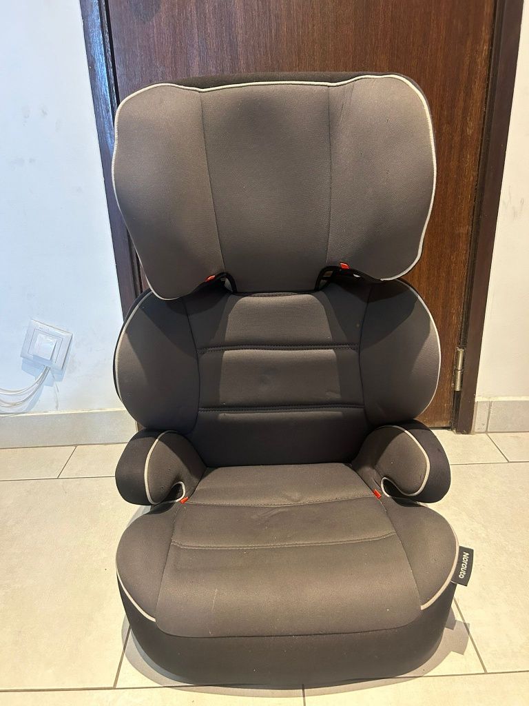 Cadeira de criança para auto
