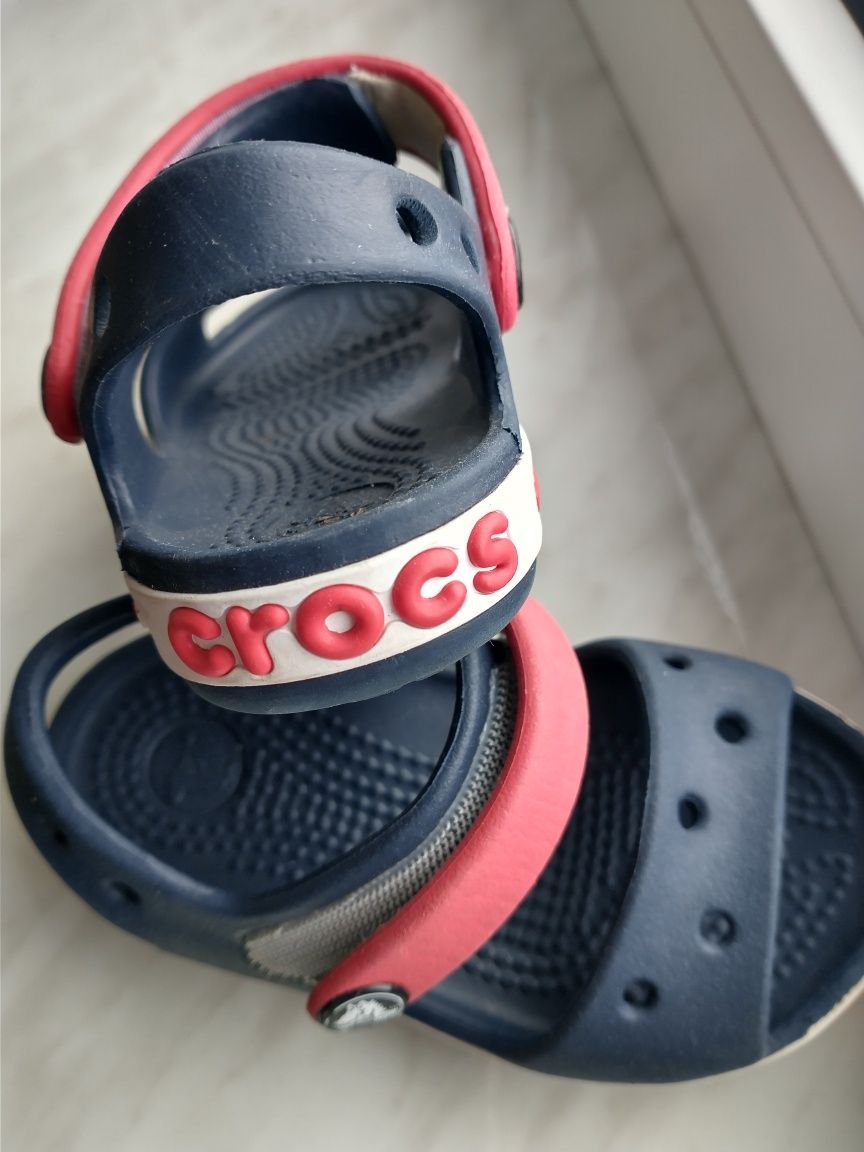 Дитячі босоніжки Crocs, розмір 21-22 (С6), оригінал