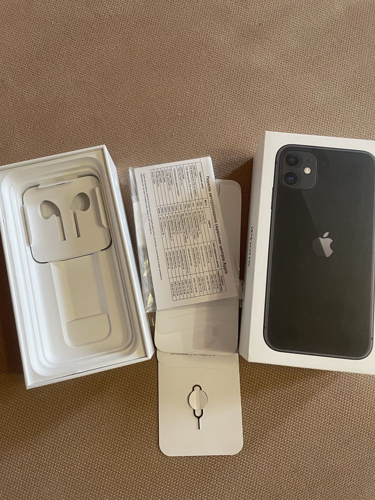 Продам iPhone 11 на 64g