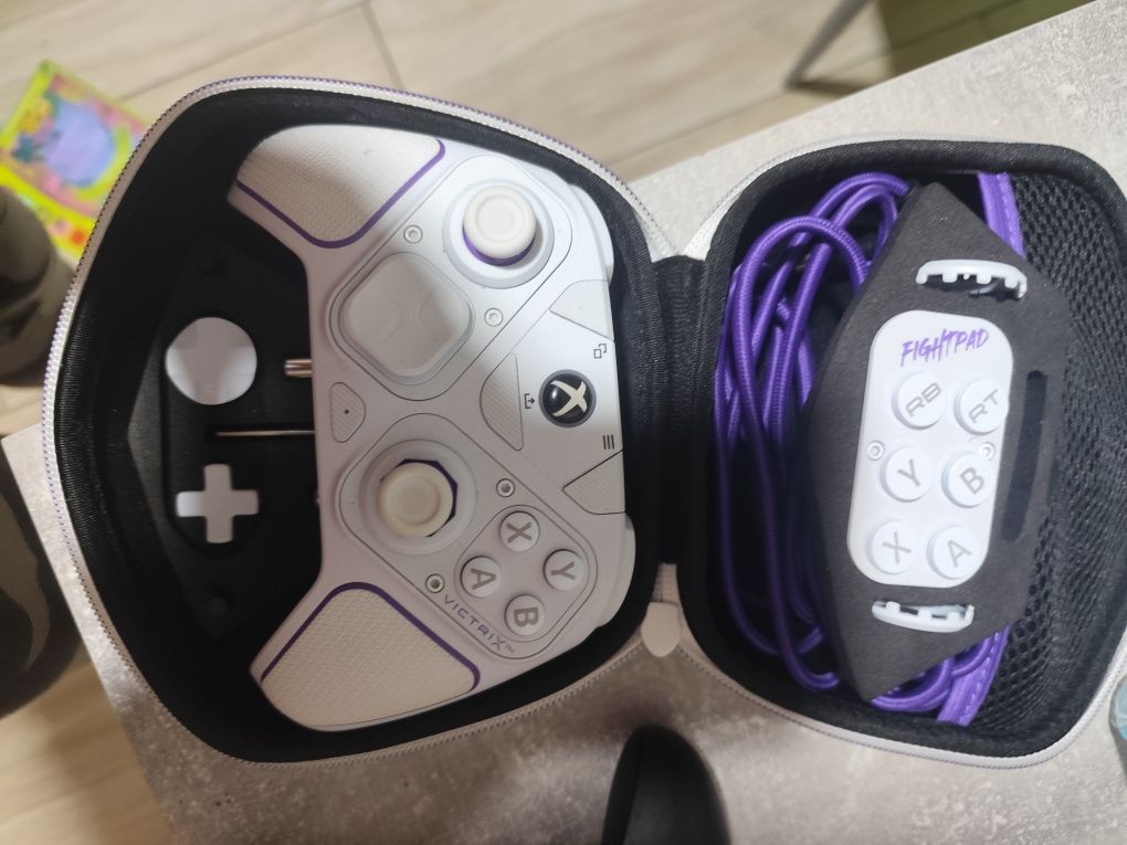 Xbox series x 2 kontrolery 1 orginalny 2gi victrix pro pdp+ kierownica