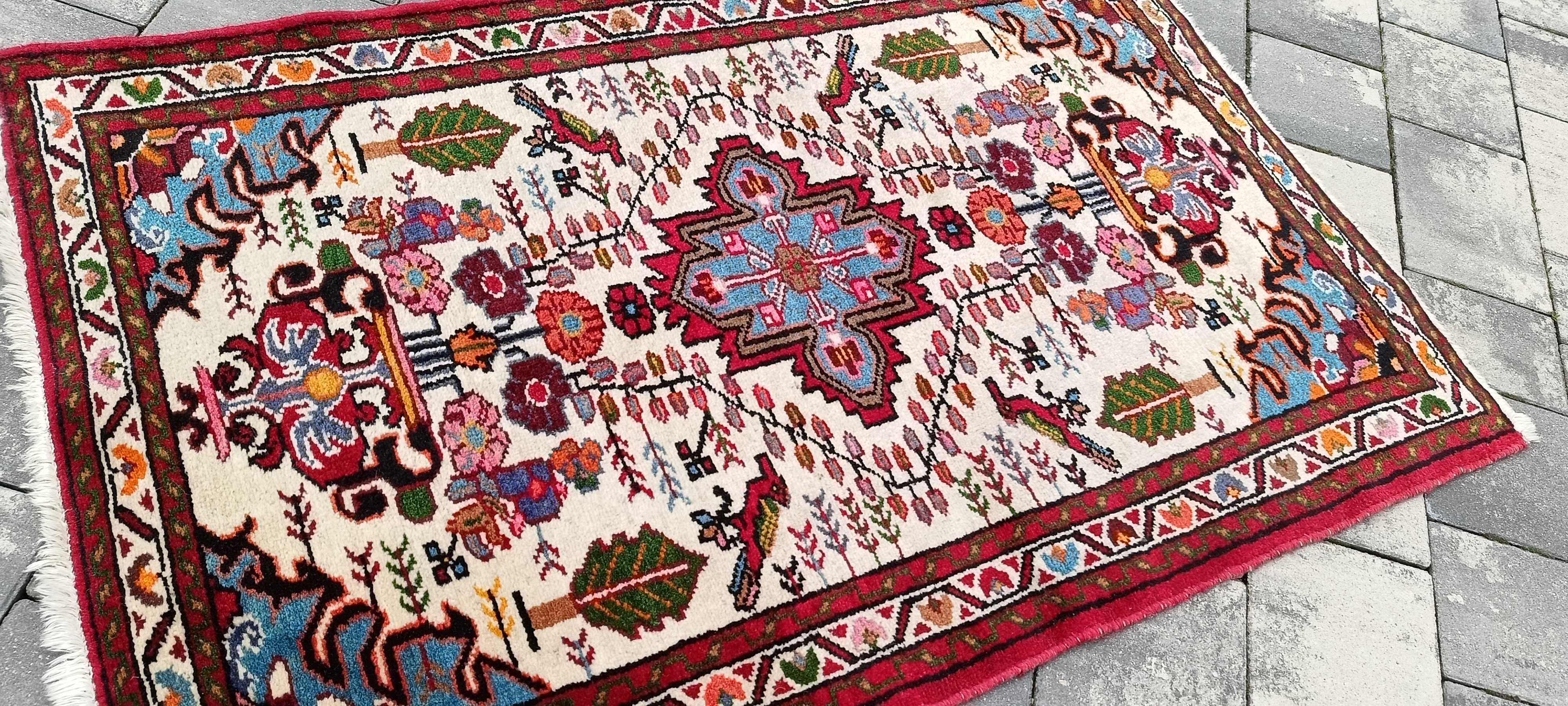 Hamadan dywan wełniany tkany ręcznie 131 x 82 cm wełna