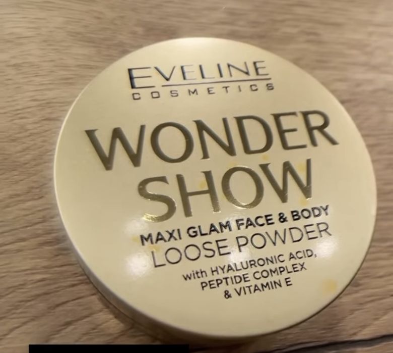 Puder eveline wonder show