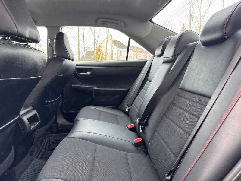 2017 Toyota Camry SE