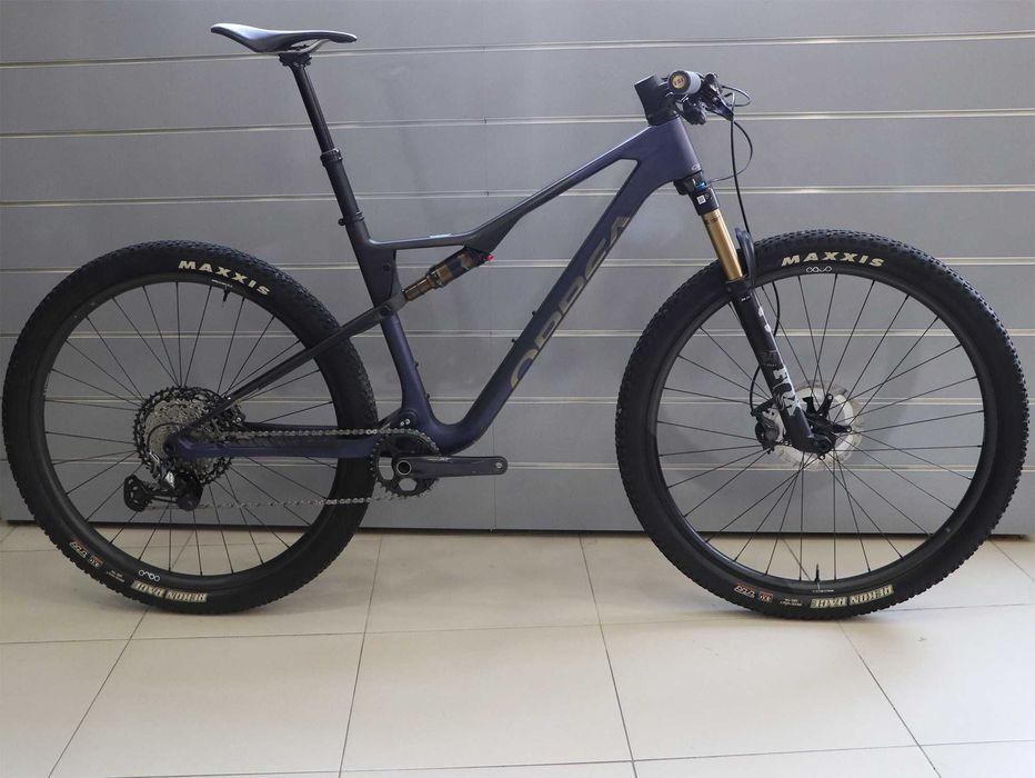Bicicleta ORBEA Oiz M-Pro (L)