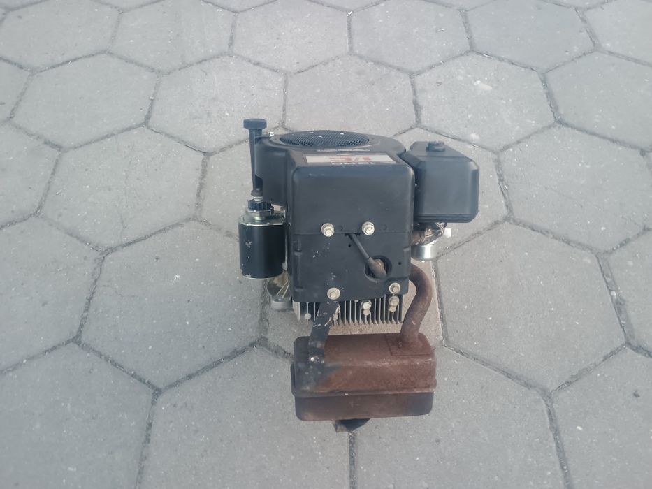 Kosiarka traktorek silnik Briggs 12 mtd Husqvarna castel Columbia whit