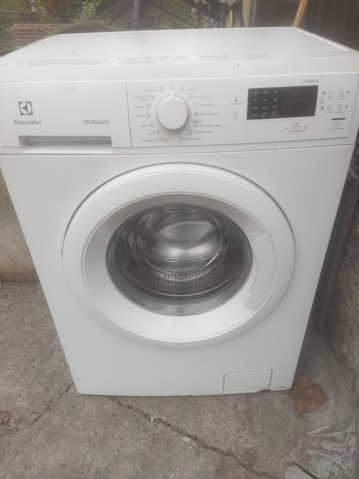 Продається по деталях.Пральна машина ELECTROLUX TIMEMANAGER.