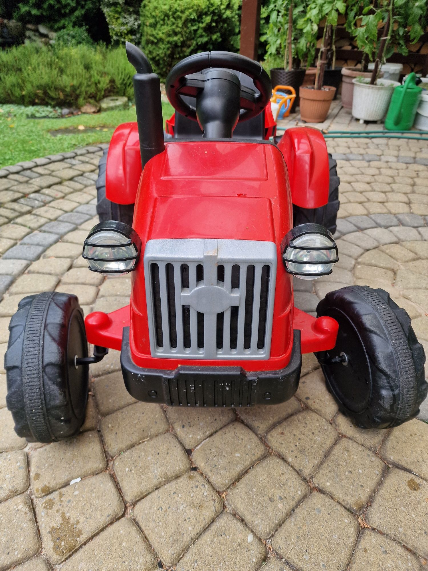 Traktor z przyczepką na akumulator dla dziecka