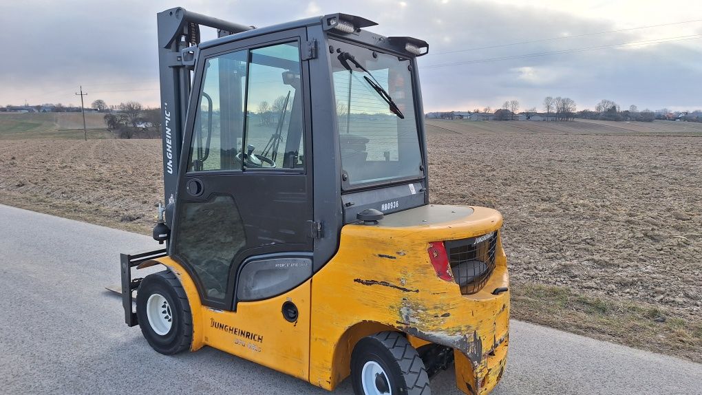 Jungheinrich DFG 430s z 2014 stan BDB pozycjoner wózek widłowy przesuw