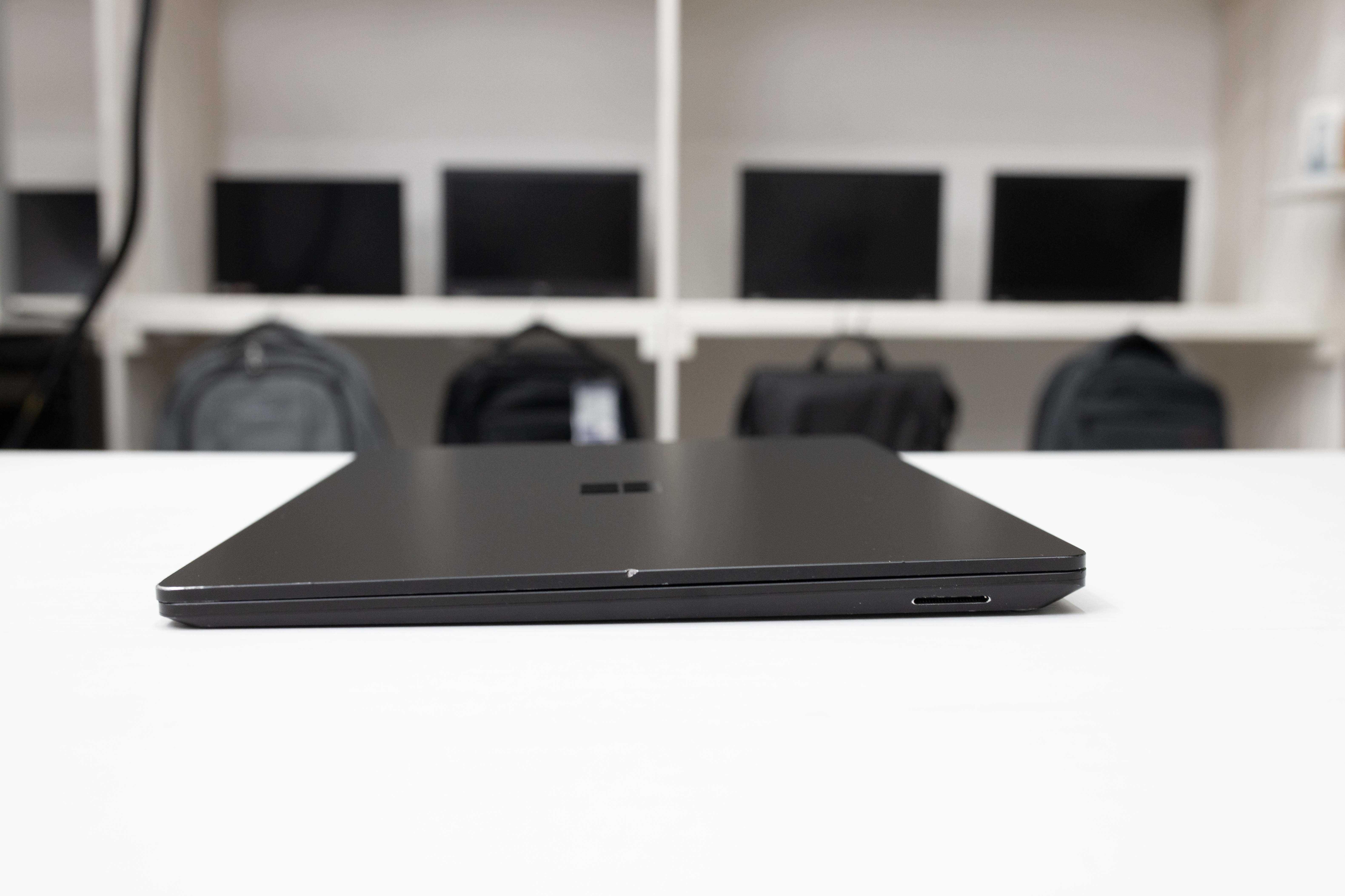 Microsoft Surface Laptop 3 15” Ryzen 7 3780U 16RAM 512SSD 2K TOUCH