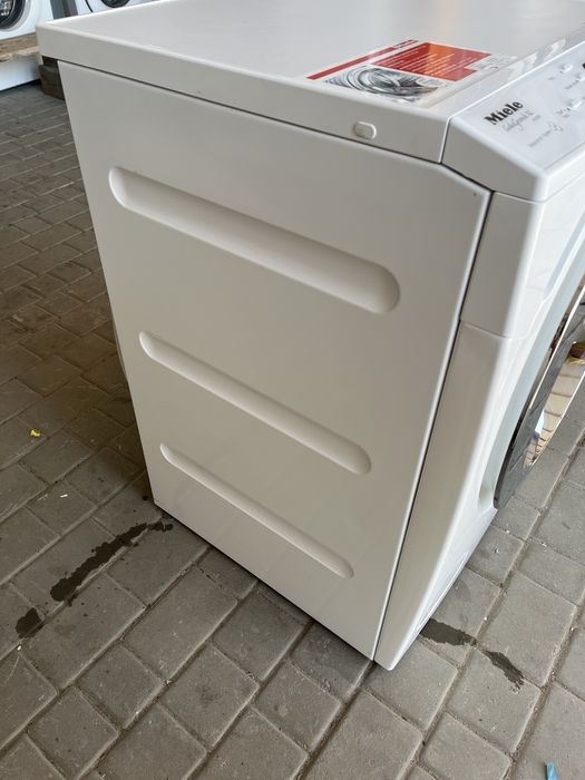 Пральна машина Miele W6547 на 7 кг.