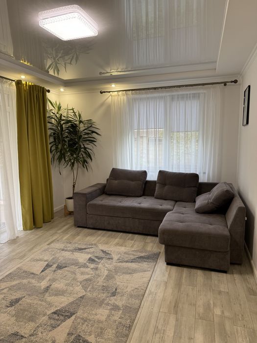 Оренда будинку Струмівка 800$ ціна ДОГОВІРНА якщо на довгий термін