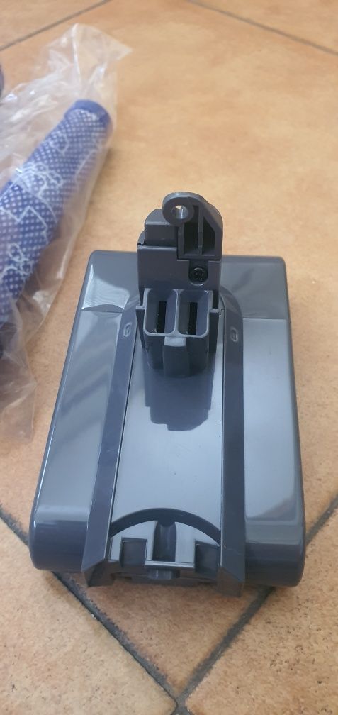 Bateria Dyson V6 nova
