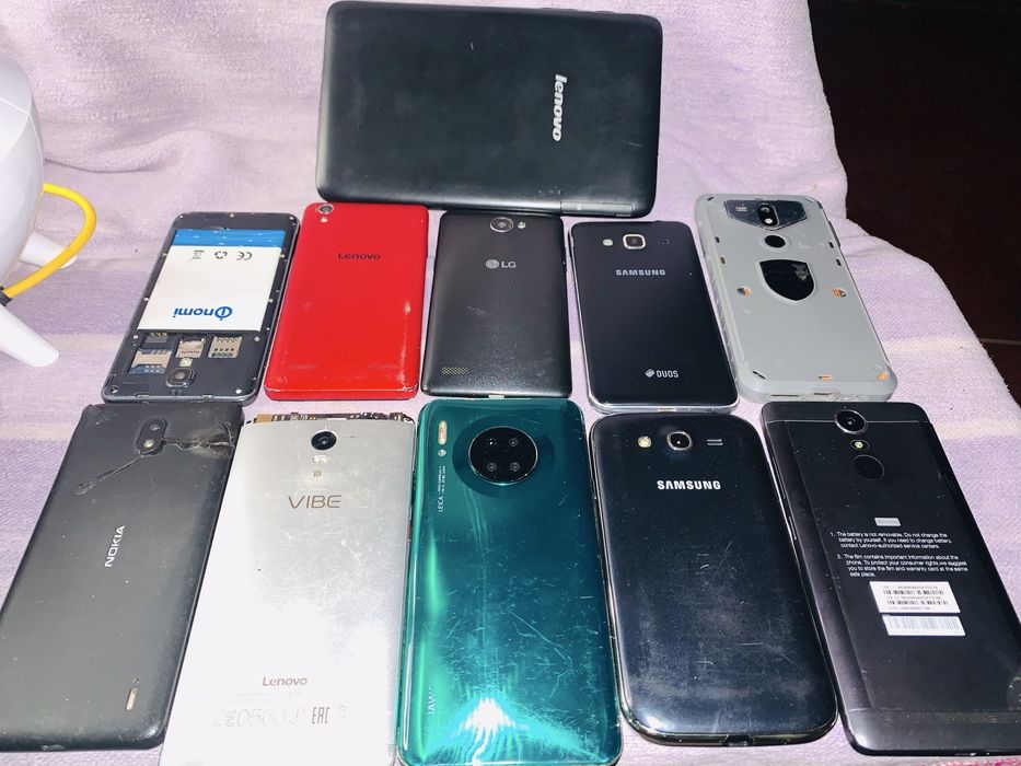 Продам лот смартфонов