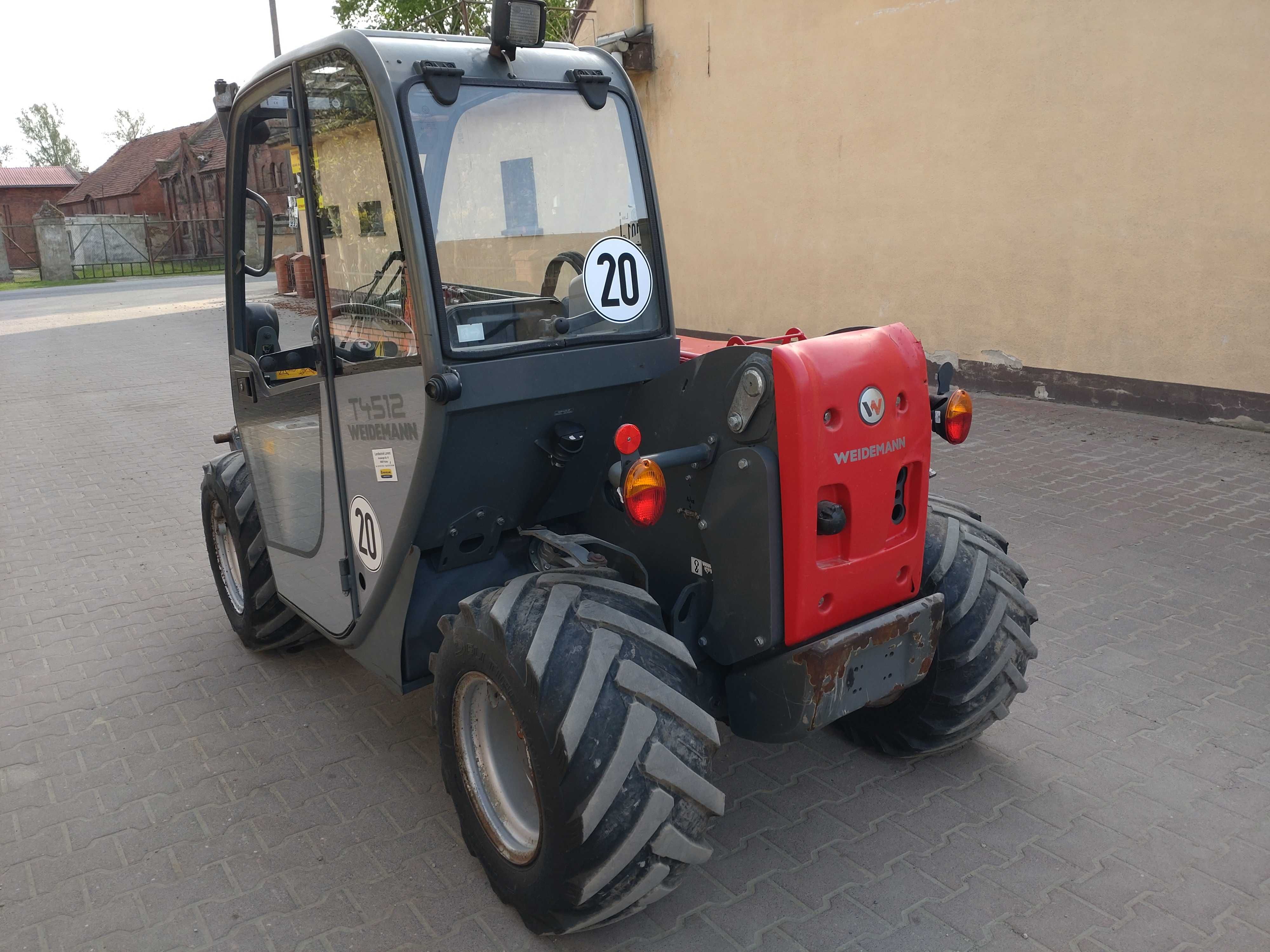 Ladowarka Weidemann T4512