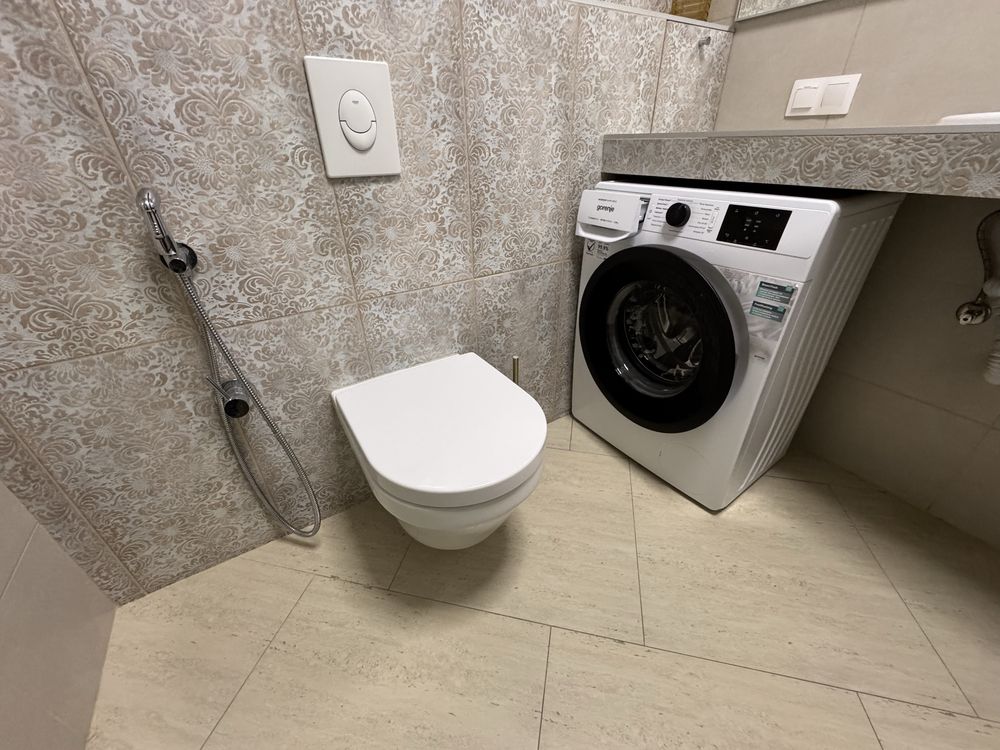 Продаж квартири 80 м2, пр-т Перемоги 119а