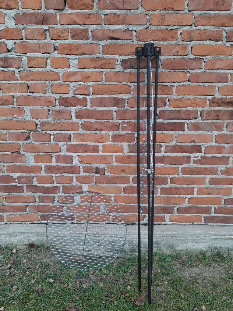 Grill Trójnóg nowy składany 150cm wysokość ruszt 60cm nierdzewnym