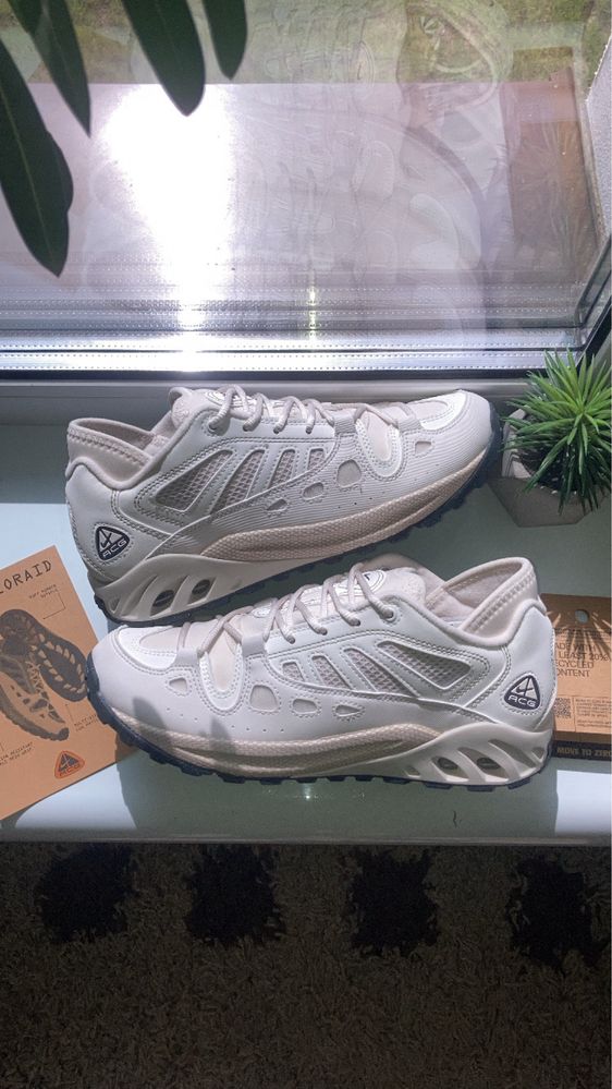 Кросівки Nike ACG Air Exlporaid Phanton Sail Light Bone