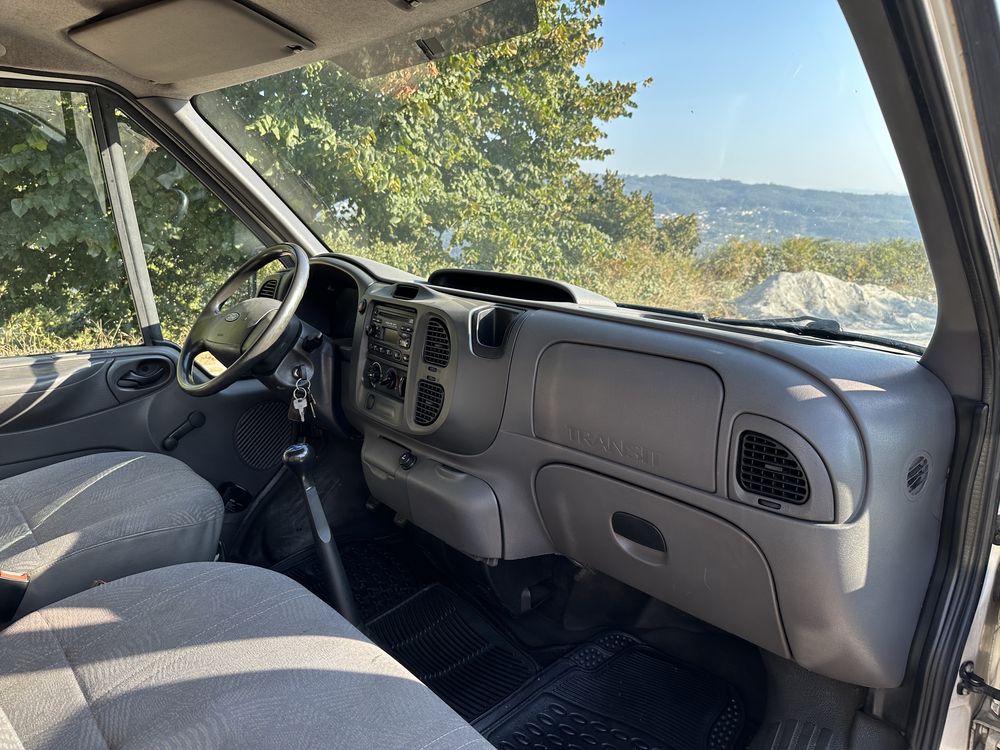 Ford Transit Cabine Dupla e Contentor