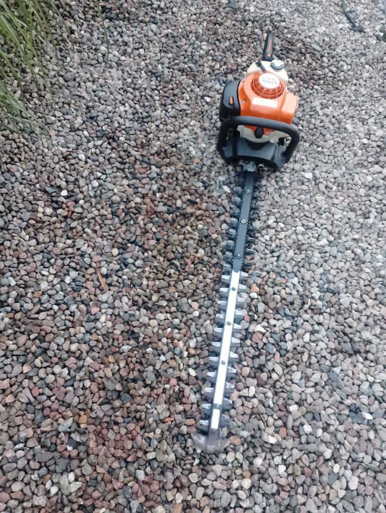 Sprzedam nożyce Stihl HS81