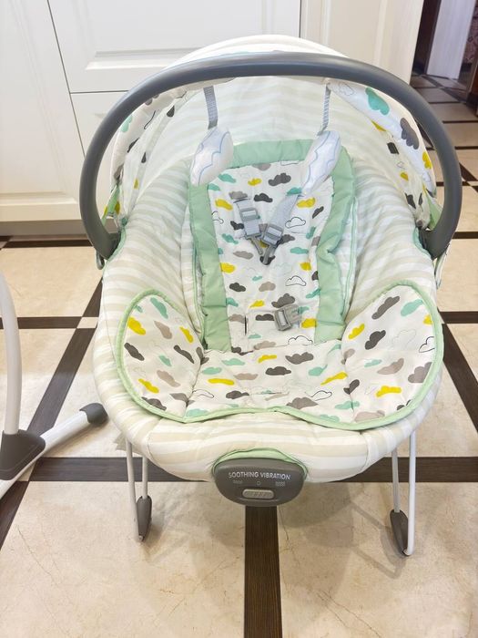 Крісло-гойдалка Graco