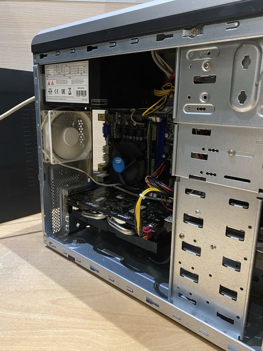 Pc i5-3470S, 8GB RAM, SSD 120GB, GTX950 2GB Strix