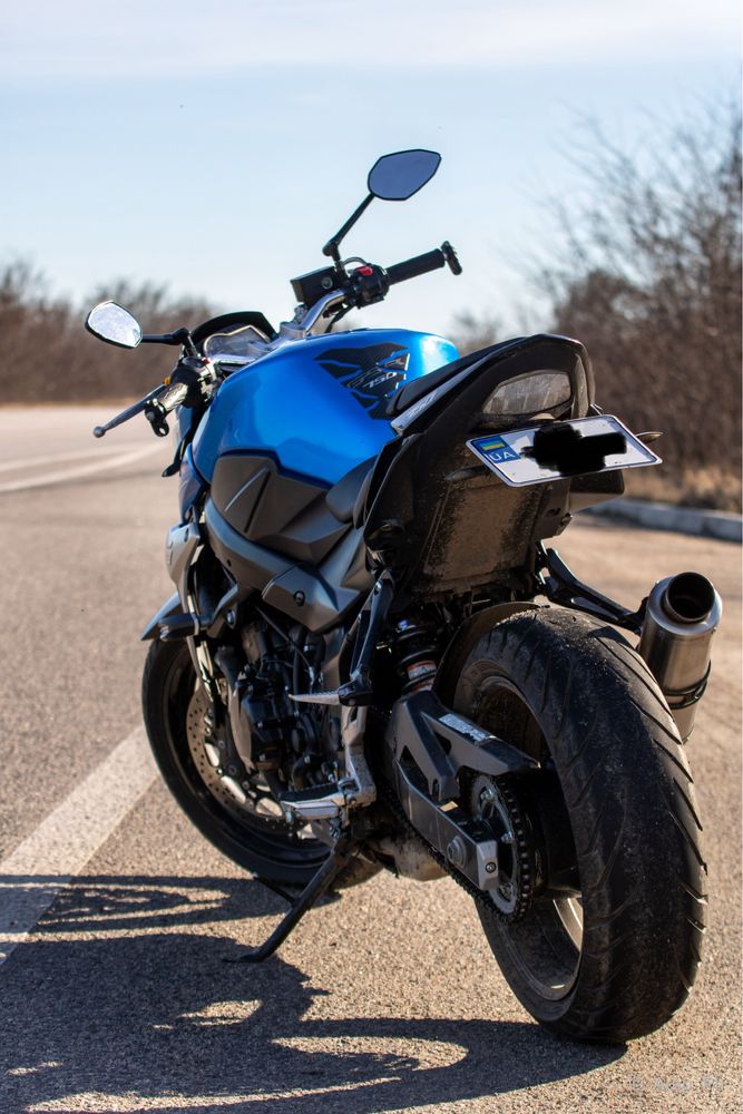 Suzuki GSR 750 ABS