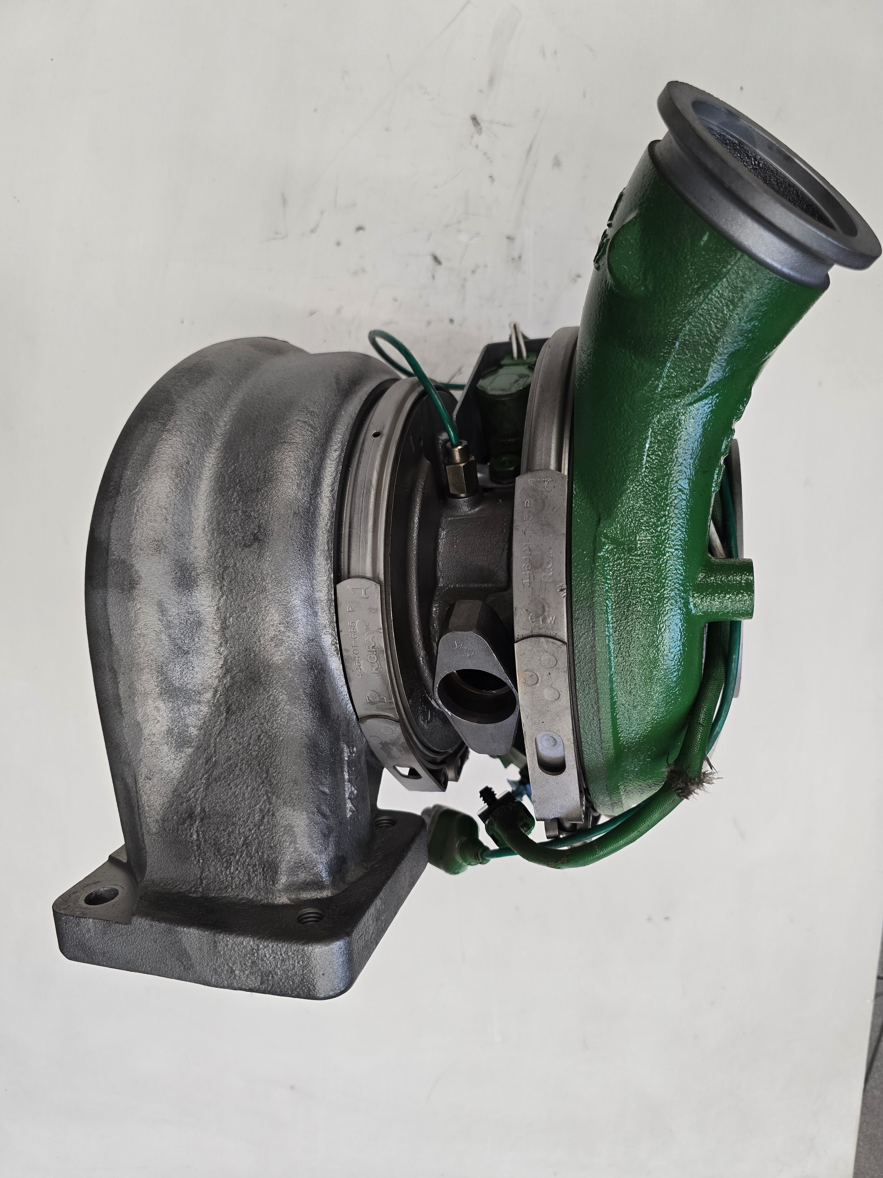 Turbosprężarki Turbocharger BI-TURBO JOHN DEERE - R: 82,83,93