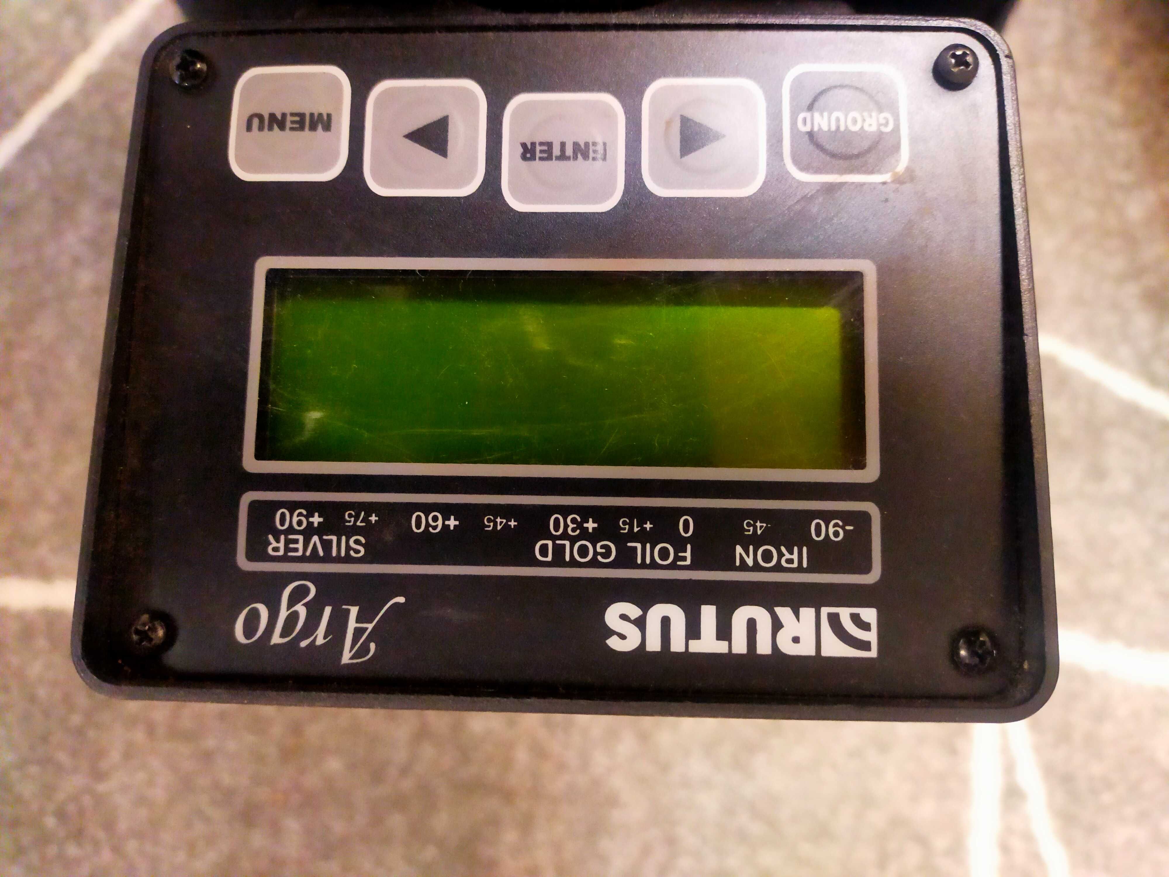 wykrywacz rutus argo v3