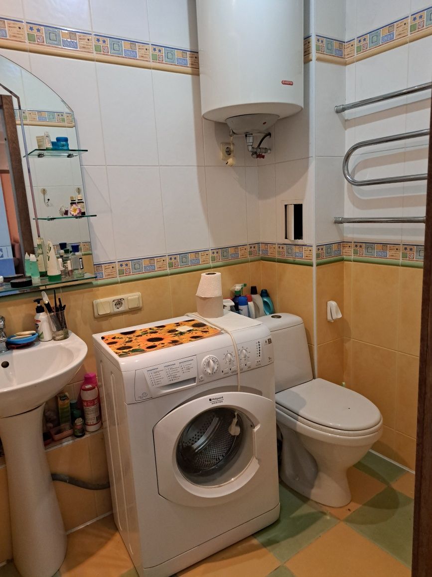 Продам 3 комнатную квартиру, 520 м/р