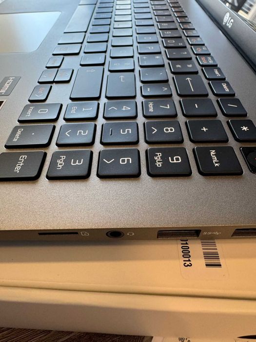 LG Gram 15Z90N intel i7 16GB DDR4 Win11 - 512 SSD Ecrã Touch