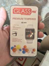Защитное стекло Apple Watch 44mm
