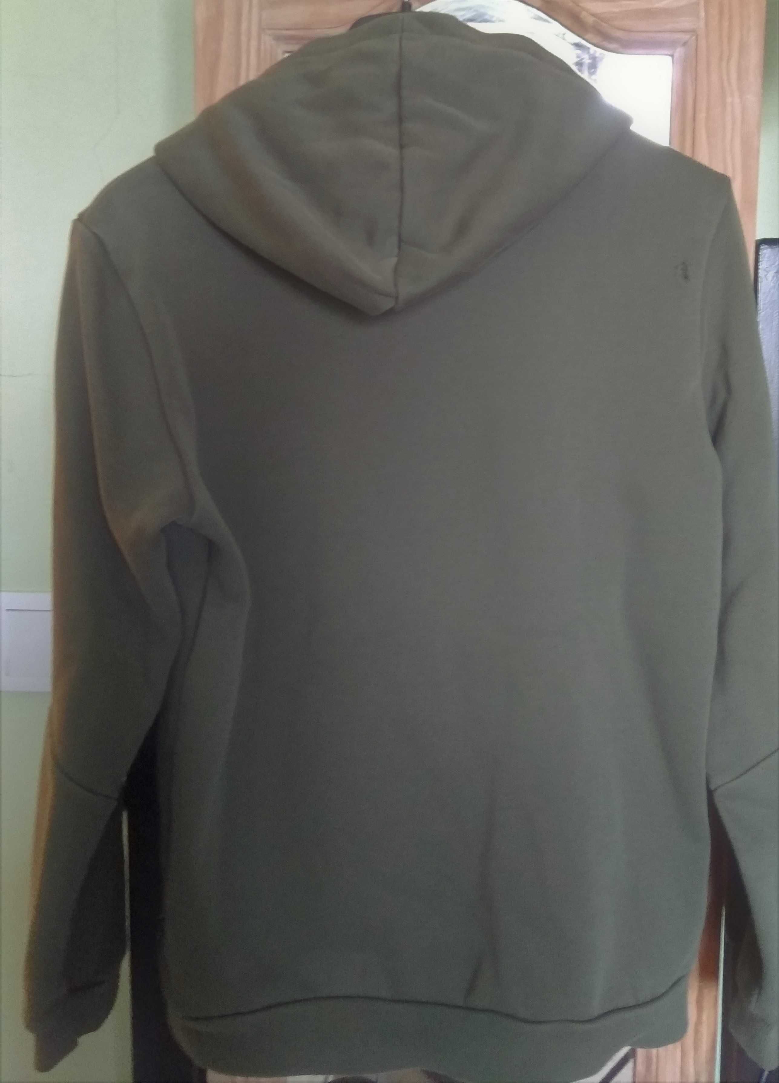 Camisola Puma 13A com capuz