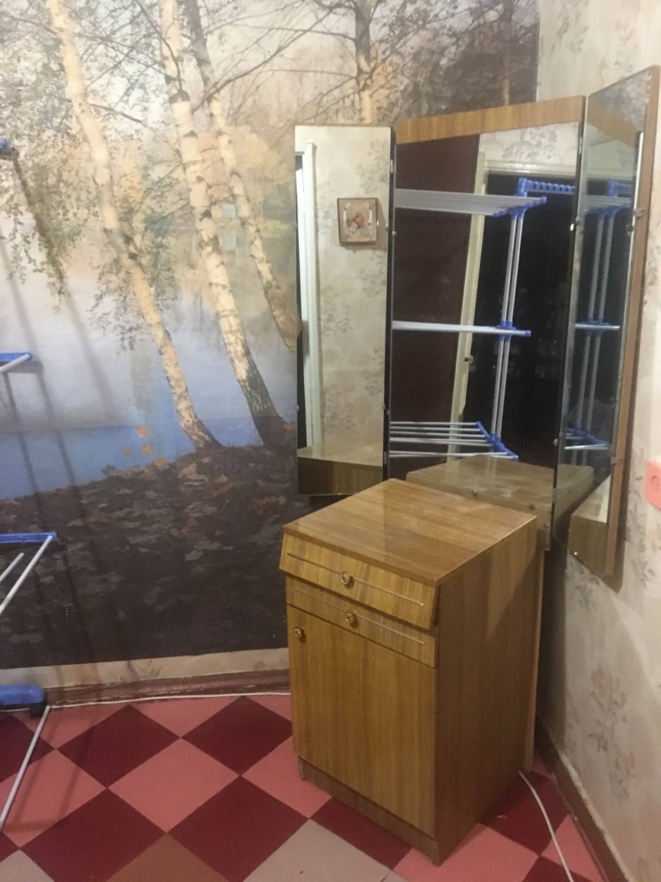 Продам 3 к.кв. 6/9 эт.Хортицкий р-н.Ул.Запорожского Казачества.ОСББ!