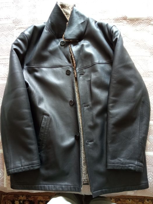 Продам кожану куртку58/60розмір. чоловічу недорого з натуральної шкіри