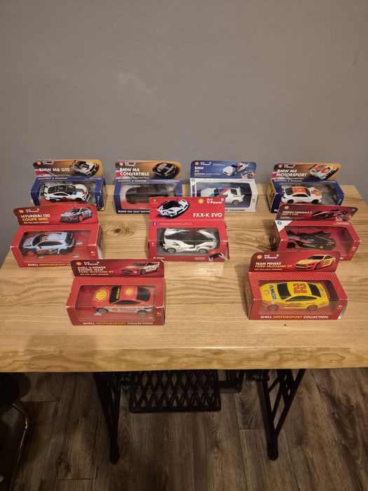 Kolekcjonerskie samochodziki z serii Shel V-Power