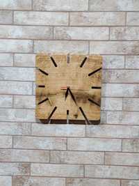 Годинник настіний дерев'яний.