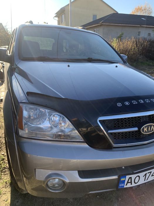 Продам або обміняю автомобіль на земельну ділянку з моєю доплатою.