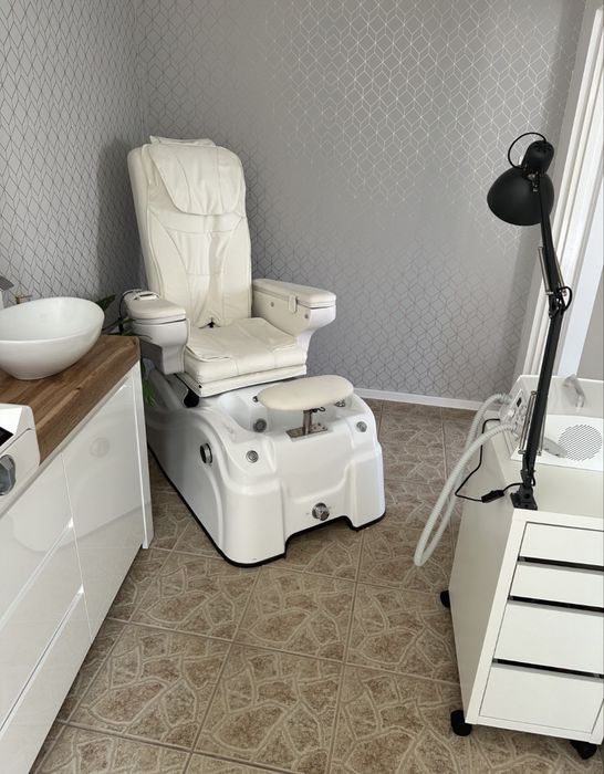 Fotel pedicure z masazem