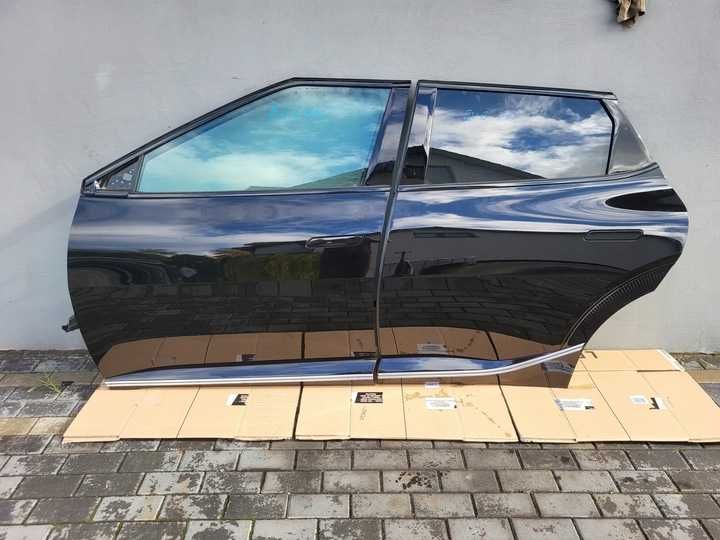 KIA EV6 двері ..