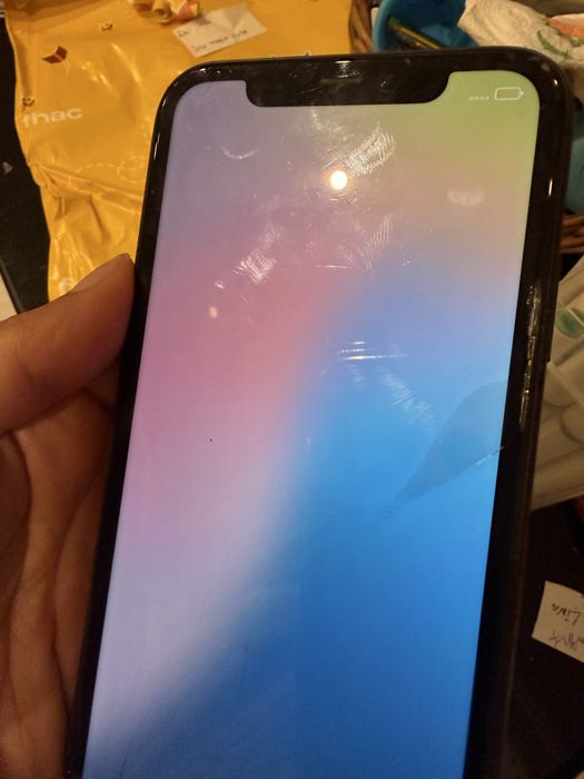 iPhone 11 128G com visor partido