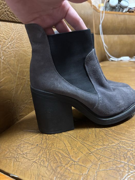 Димнсизонні ботинки замш