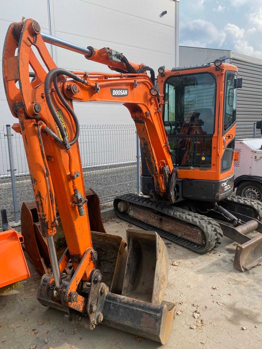 Koparka DOOSAN DX30Z