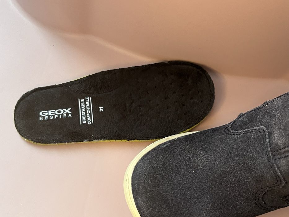 Дитячі чобітки фірми Geox, 21р., довжина устілки 14 см