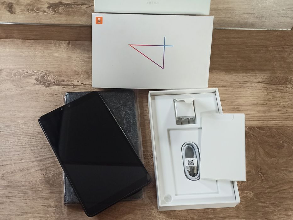 Планшет Xiaomi Mi Pad 4 Wi-Fi 4/64GB Black, новий