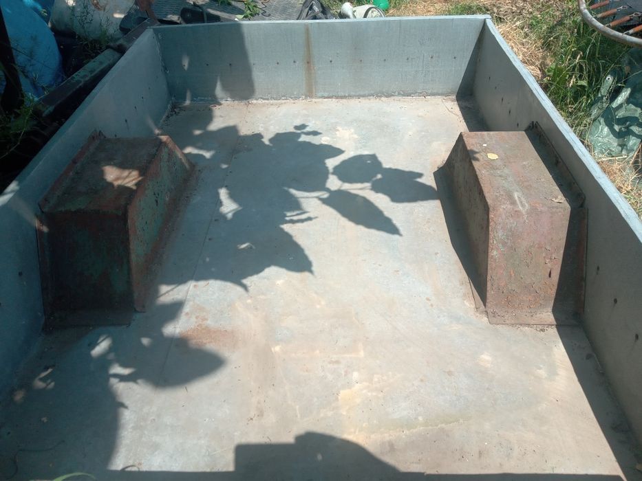 Przyczepka  sam do traktorka ogrodniczego