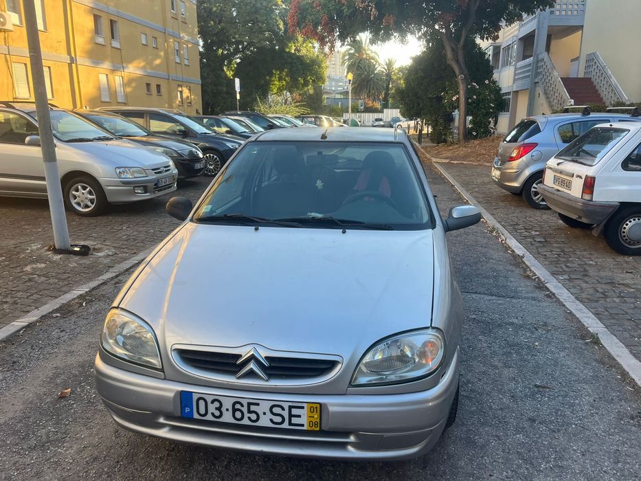 Citroën Saxo 1.1 (2001) — Usado, com detalhes