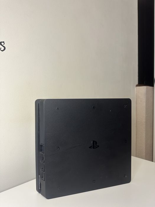 Playstation 4 - 1 TB