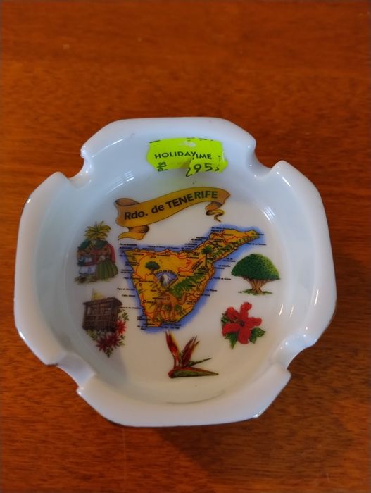 Popielnica biała ceramiczna z Teneryfy
