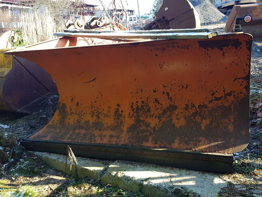 Pług strzałka do odśnieżania przekątna 3m